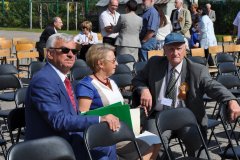 z002